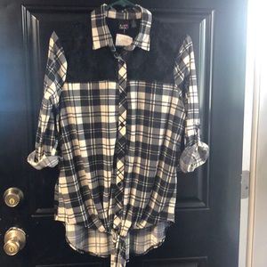 Women’s top. Size 2X.